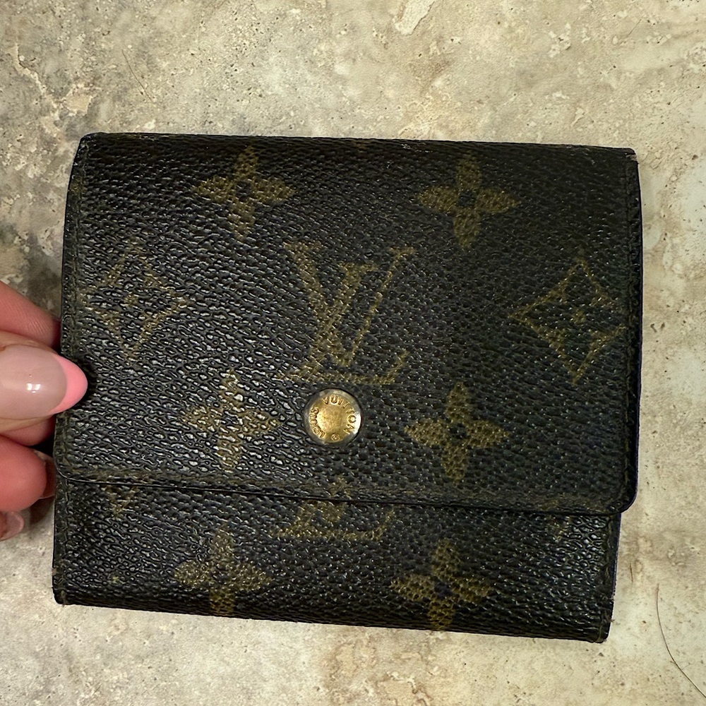 ☀️AUTHENTIC vintage LV wallet